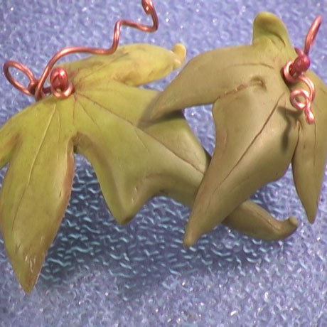 Wired Ivy Leaf Charms Vol-24-1 Vid-154