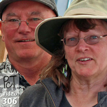 Selling Jewelry At Astoria Sunday Market Vid-306