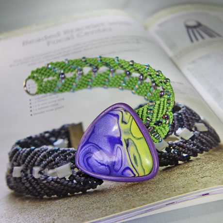 Micro Macrame Book Review Vid-733