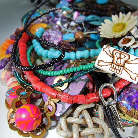 A Million And One Necklace Ideas Vid-741